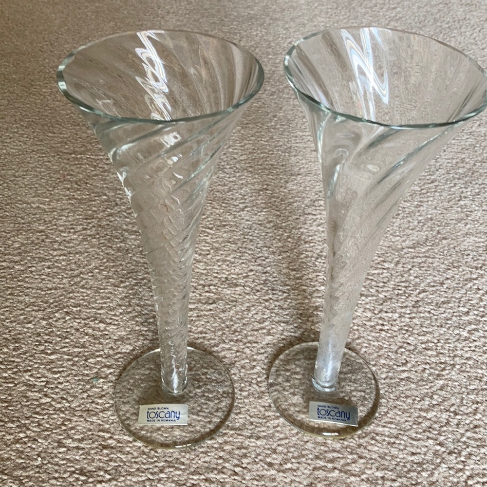 2 Champagne Flutes
